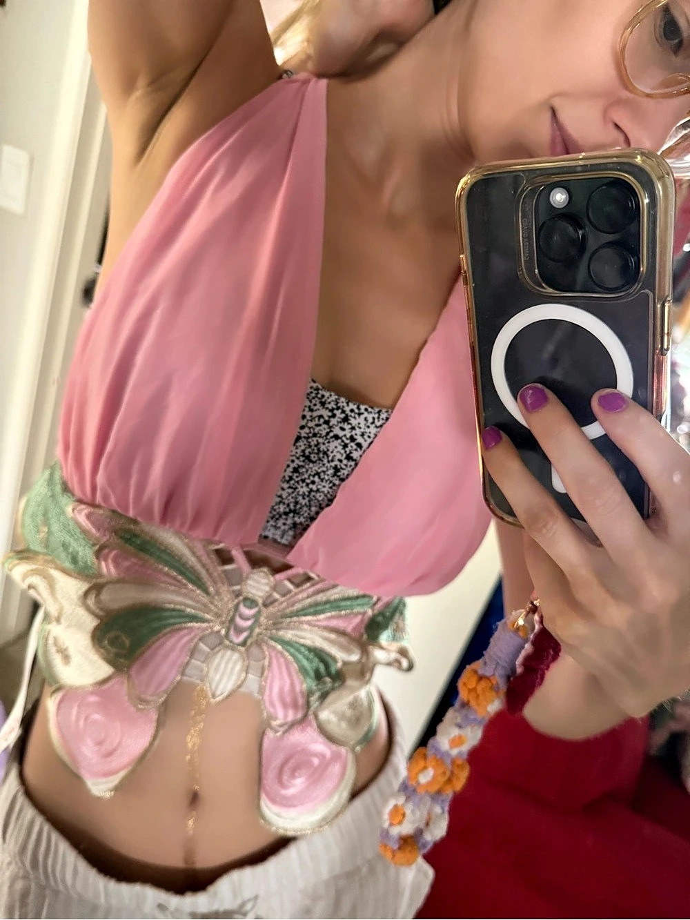Pink Floral Embellished Butterfly Crop Top NWT - Picture 2 of 5